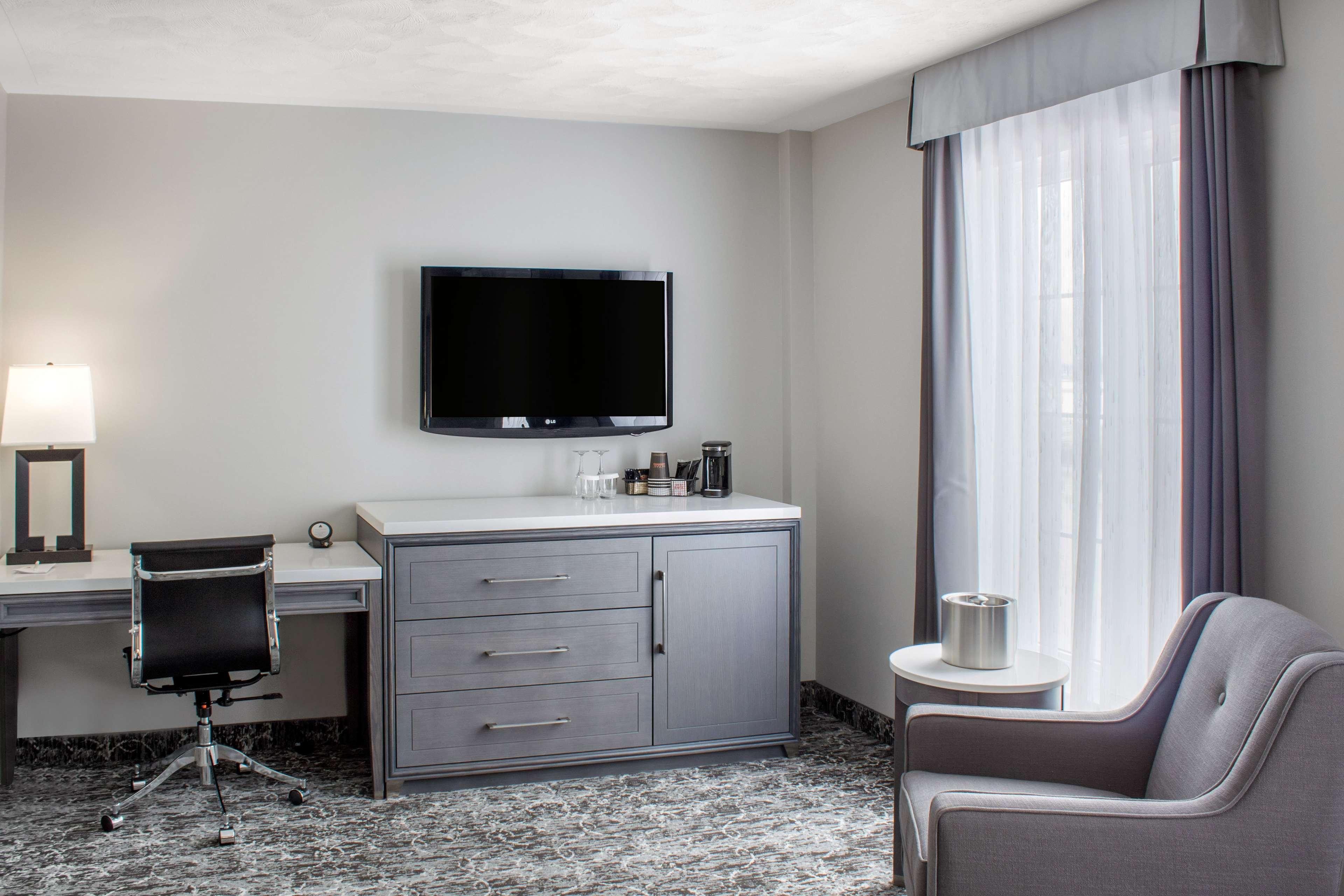 Chateau Moncton Trademark Collection By Wyndham Экстерьер фото