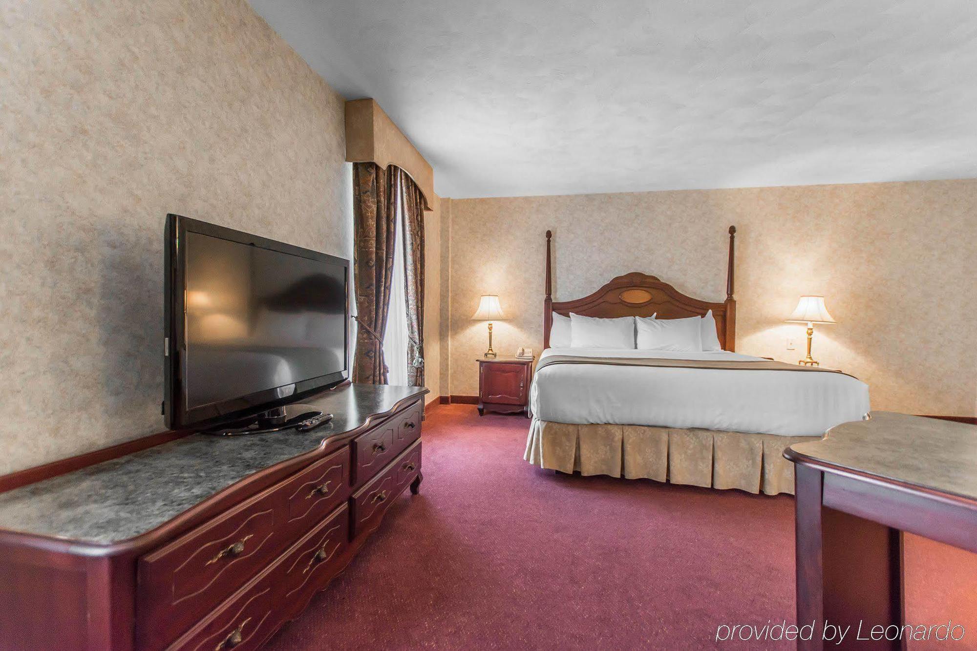 Chateau Moncton Trademark Collection By Wyndham Экстерьер фото