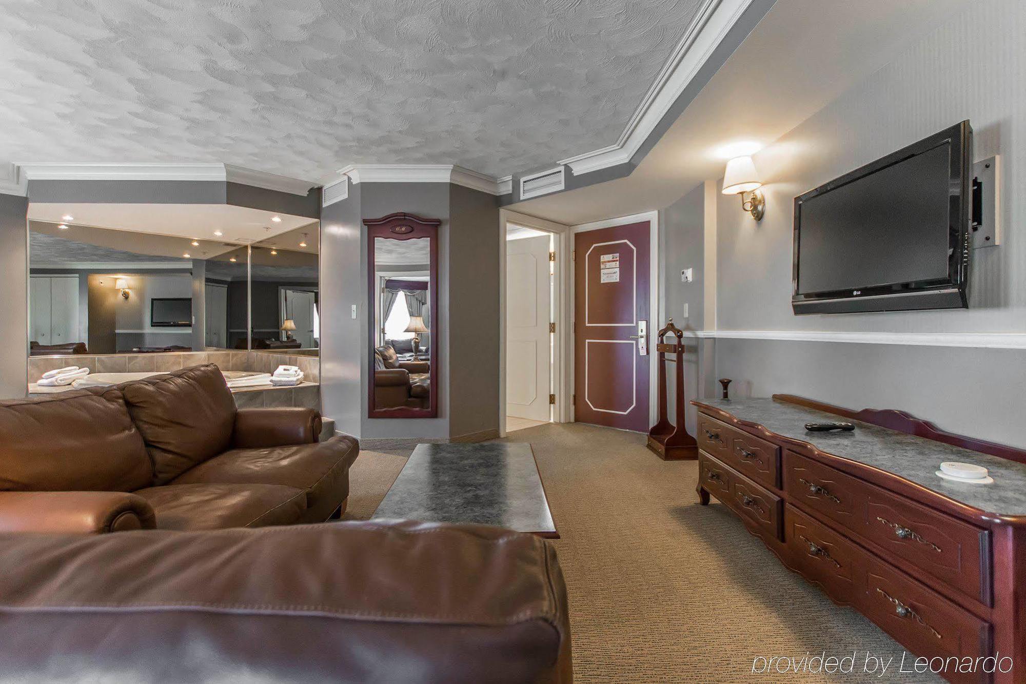 Chateau Moncton Trademark Collection By Wyndham Экстерьер фото