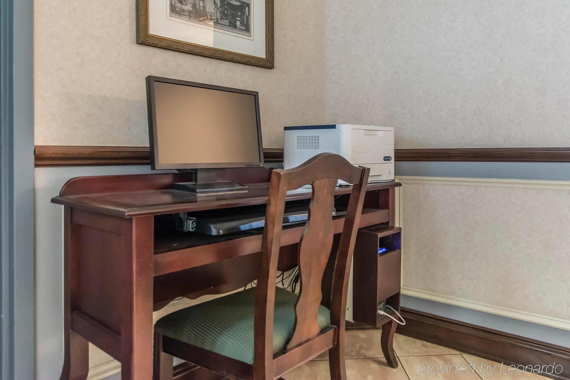 Chateau Moncton Trademark Collection By Wyndham Экстерьер фото