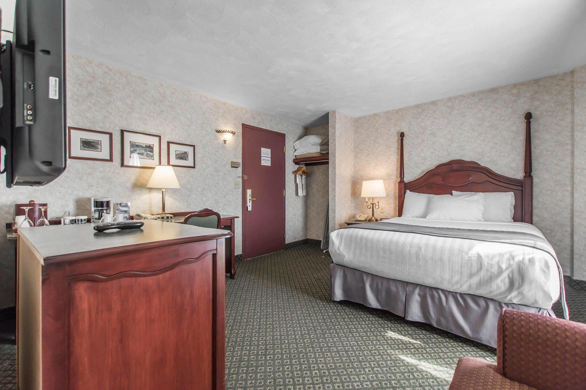 Chateau Moncton Trademark Collection By Wyndham Экстерьер фото